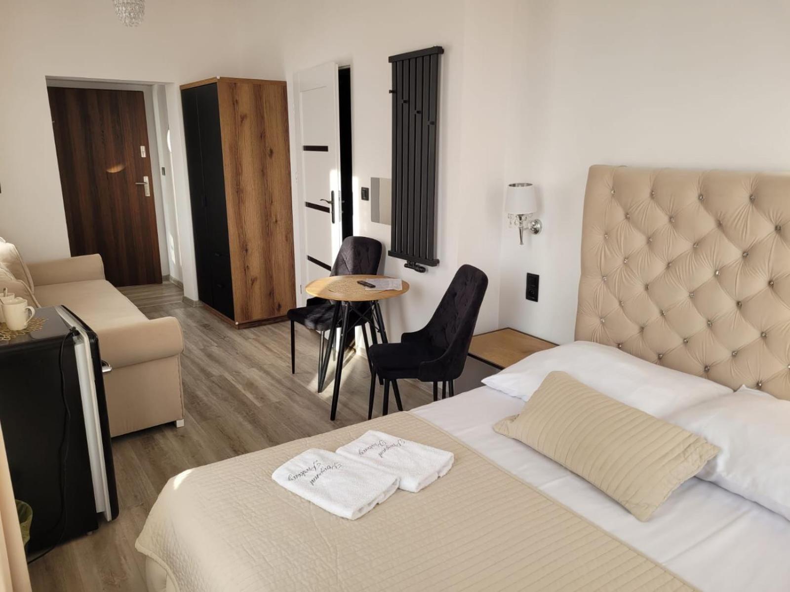 Parkowy Kudowa Aparthotel Bagian luar foto